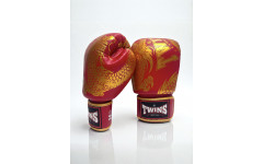 Боксерские перчатки TWINS Special FBGVL3-49 gold red 14 oz Боксерские перчатки TWINS Special FBGVL3-49 gold red 14 oz