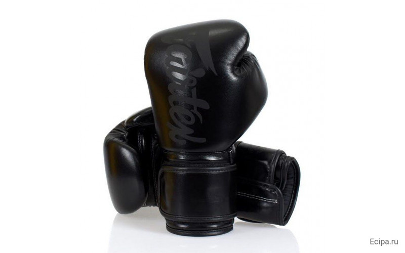Боксерские перчатки Fairtex BGV14 Solid Black 16 oz