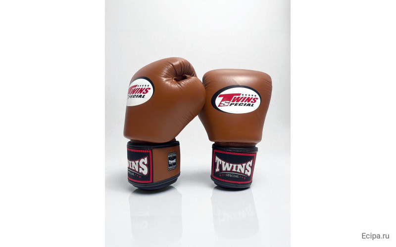 Боксерские перчатки Twins Special BGVL3 brown 10 oz