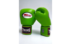 Боксерские перчатки Twins Special BGVL3 green neon 10 oz