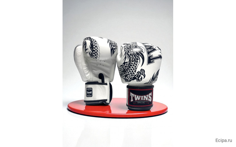 Боксерские перчатки TWINS FBGVL3-49 white black 14 oz