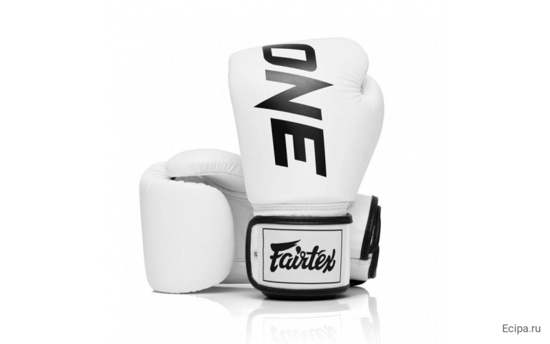 Боксерские перчатки Fairtex One ChampionShip white 12 oz