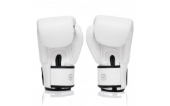 Боксерские перчатки Fairtex One ChampionShip white 14 oz