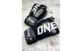 Боксерские перчатки Fairtex One ChampionShip black 16 oz